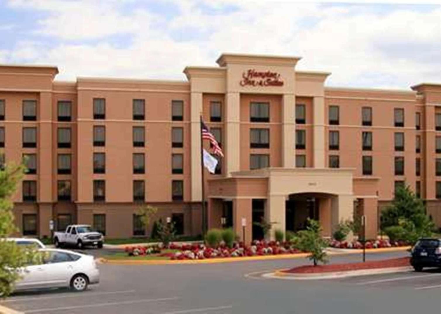 Hampton Inn And Suites Fredericksburg South Exterior photo